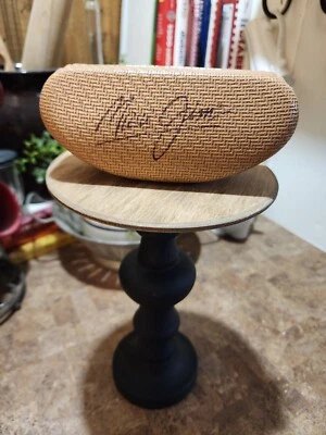 Estuche rígido para gafas de sol Maui Jim tejido imitación bambú patrón 6,5 Lx2,75 Wx2,75 T Foto 1 de 4