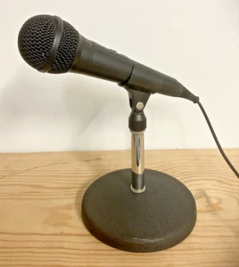 RADIOSHACK OPTIMUS 33-3021 DYNAMIC UNIDIRECTIONAL MICROPHONE W/ON-OFF DESK STAND - Zdjęcie 1 z 3