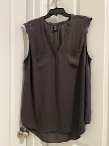 Torrid Charcoal Gray Lace Cap Sleeve Hi Low Tank Top Size 1 - Picture 1 of 9