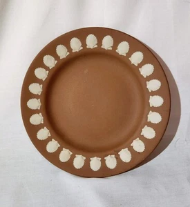 Wedgwood Taupe Jasperware Shell Border 6.75” Plate – EUC! - Picture 1 of 7