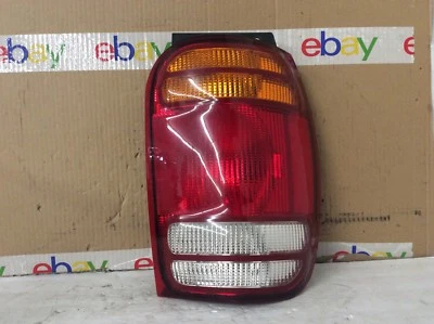 1998-2001 FORD EXPLORER, MERCURY MOUNTAINEER DIREITO lado do passageiro OEM Luz Traseira - Imagem 1 de 2
