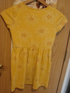 Cat & Jack Mädchen Kurzarm Kleid mit Taschen - Bild 1 von 4