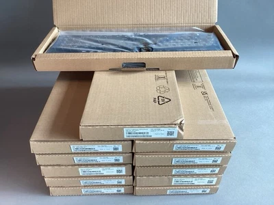 Teclado negro USB tradicional con cable Lenovo x12 00XH688 - LOTE DE 12 - NUEVO Foto 1 de 4