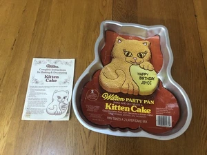 VINTAGE 1979 WILTON KITTEN CAKE PAN W/BAKING/DECORATING INSTRUCTIONS #2105-2479 - Picture 1 of 8