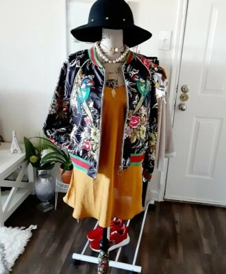 Chaqueta Bomber Rara Bordada Satén Para Mujer Floral/Pájaro Informal Ajustada Talla S Foto 1 de 4