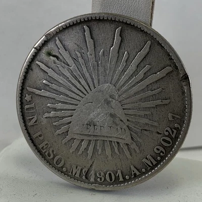 1901 México Circulado Plata Un Peso Libertad Gorra Y Rayos Un Peso Plata Foto 1 de 4