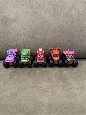 Nickelodeon Paw Patrol Pups Squad Rescue Wheels Racers Lot of 5 - Image 1 of 4