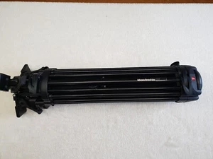 Manfrotto 545GB Treppiede Video Professionale Gambe Alluminio Made in ITALY - Foto 1 di 9