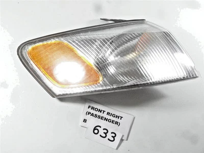 1997-1999 TOYOTA CAMRY RIGHT TURN LIGHT OEM B633 - Image 1 of 4