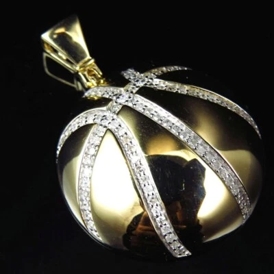 Colgante de diseño de baloncesto enchapado en oro amarillo de 14 k de moissanita real de 0,65 quilates de 1,5" Foto 1 de 4