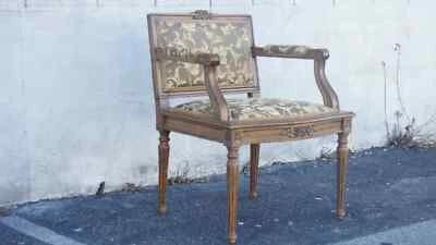 法式梳妆卧室椅全新内饰和修复 — 第 1/4 张图片