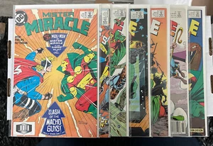 Mister Miracle Band 2 gelaufen Konvolut 7 Comics 2-4 6 8-10 einige Kiosk - Bild 1 von 8
