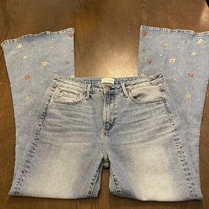 NWOT Driftwood Farrah Flare Floral Embroidery Beaded Medium Wash Jeans Size 30W - Picture 1 of 11