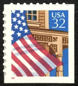1997 Scott #2921b, 32¢, FLAG OVER PORCH - Booklet Single Red "1997" - Mint NH - Picture 1 of 1