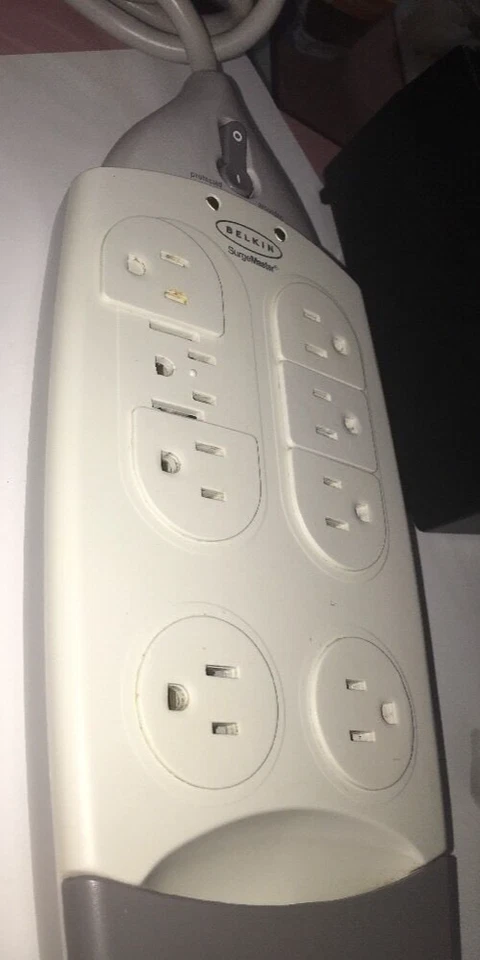 Belkin Surgemaster 9 Outlet-Rare-SHIPS N 24 HOURS - Image 1 of 1