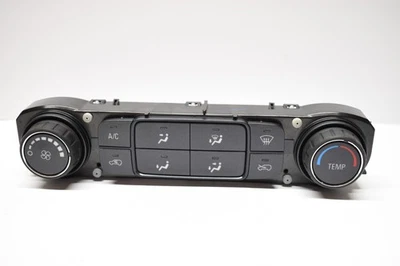 14-18 Chevrolet Silverado 1500 Heater A/C Climate Control Unit OEM 23176279 E1O2 - Image 1 of 4