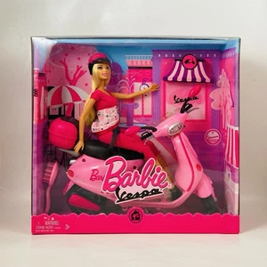 🌟Barbie Doll on Pink Vespa Scooter Moped Playset Collector 2008 Mattel P1684 - Picture 1 of 6