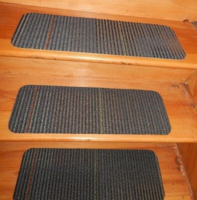13 = Escalera interior peldaños escalera alfombra 8"" x 24"" Foto 1 de 3