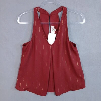 Blusa Everly feminina sem mangas gola V tamanho P vermelha com estampa dourada nova com etiquetas - Imagem 1 de 4