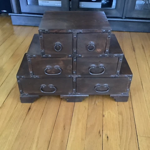 Vintage Oriental Style Table Top Pyramid Apothecary Jewelry Box Trinket Chest Cover