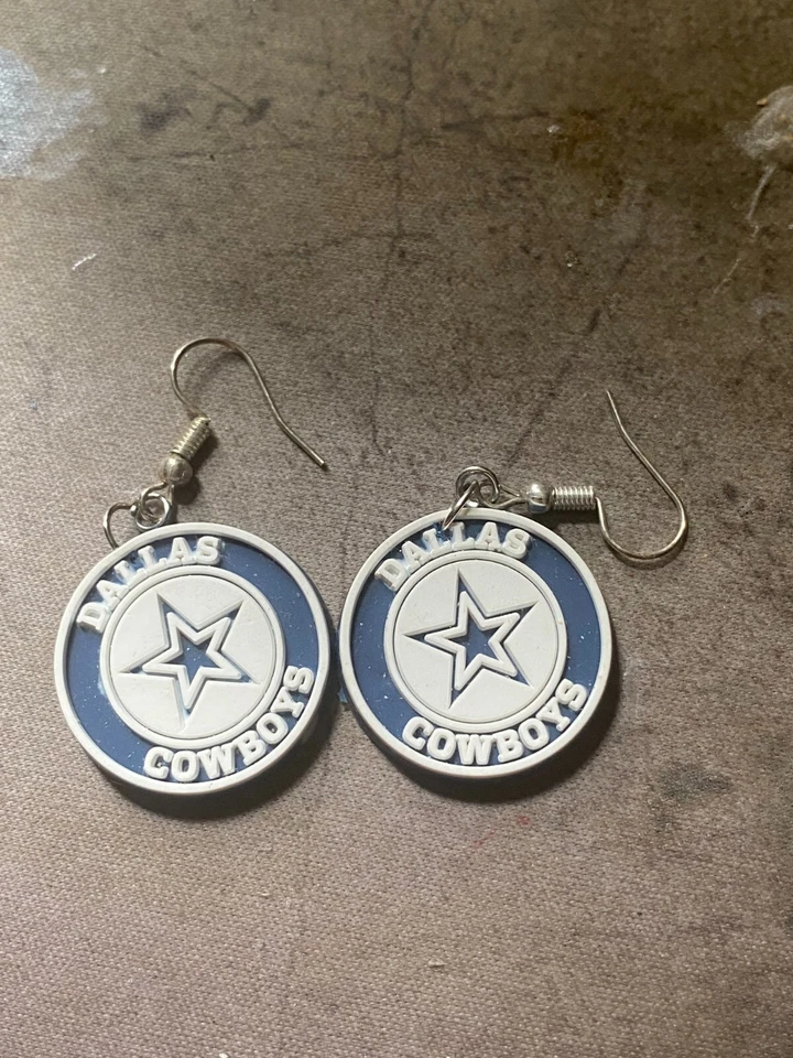 Dallas Cowboys足球队吊坠耳环 — 第 1/1 张图片