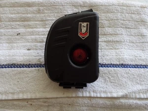 Base de filtro de aire Briggs and Stratton OEM (595663) y cubierta (595660) (25JY25) - Imagen 1 de 3