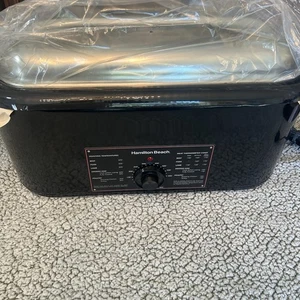 Hamilton Beach 18 Quart Roaster Oven Electric Extra-Large Black 32503 New No Box - Picture 1 of 4