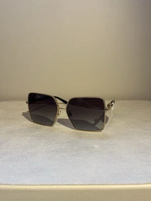 Óculos de Sol Feminino DOLCE & GABBANA DG2279 02 8G Dourado Lt Cinza Gradiente Preto 60 m - Imagem 1 de 4