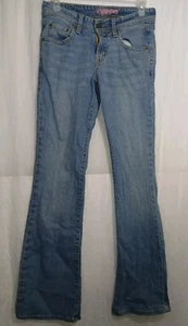 Levis Girls Super Low Boot Cut Medium Denim Jeans Zip Fly Button Front Sz 1L - Picture 1 of 7