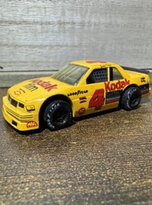 Ernie Irvan #4 Kodak Gold Film 1990 Chevrolet Lumina Matchbox 1:66 - Picture 1 of 12