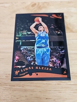 2005-06 Topps Chrome Black Refractor /399 Linas Kleiza #175 Rookie RC $$$ - Image 1 of 2