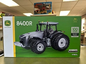 1/16 Ertl Farm Toy John Deere 100 Years Of Life Silver 8400R Tractor 1 of 2500 - Picture 1 of 4