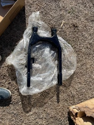 2009 HARLEY-DAVIDSON DYNA SUPER GLIDE CUSTOM FXDC Swingarm Swing Arm 47820-06 - Image 1 of 3