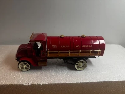 FIRST GEAR MACK AC BULLDOG CISTERNA DE COMBUSTIBLE #19-0023 Foto 1 de 4