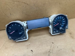 Velocímetro velocímetro cuadro de instrumentos calibre 92-95 Jeep Wrangler YJ 273 k millas - Imagen 1 de 7