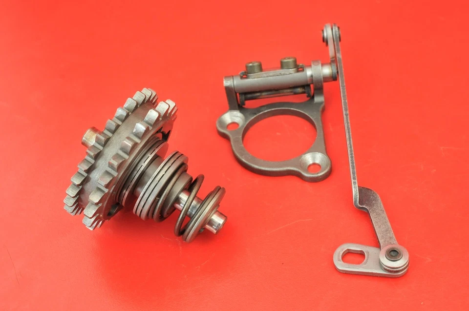 2004 04 Suzuki RM250 RM 250 Power Valve Actuator Governor Arm Gear Linkage - Image 1 of 4