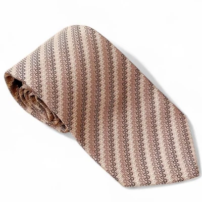 Corbata de seda a rayas rosas con patrón Gucci GG grado sin usar Foto 1 de 4