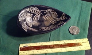 African Folk Art Kisii region Kenya soapstone bowl/ash-tray with a carved fish - Picture 1 of 4