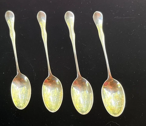 4 PCS Queen Anne Williamsburg by Stieff Sterling Silver Demitasse Spoons Cover