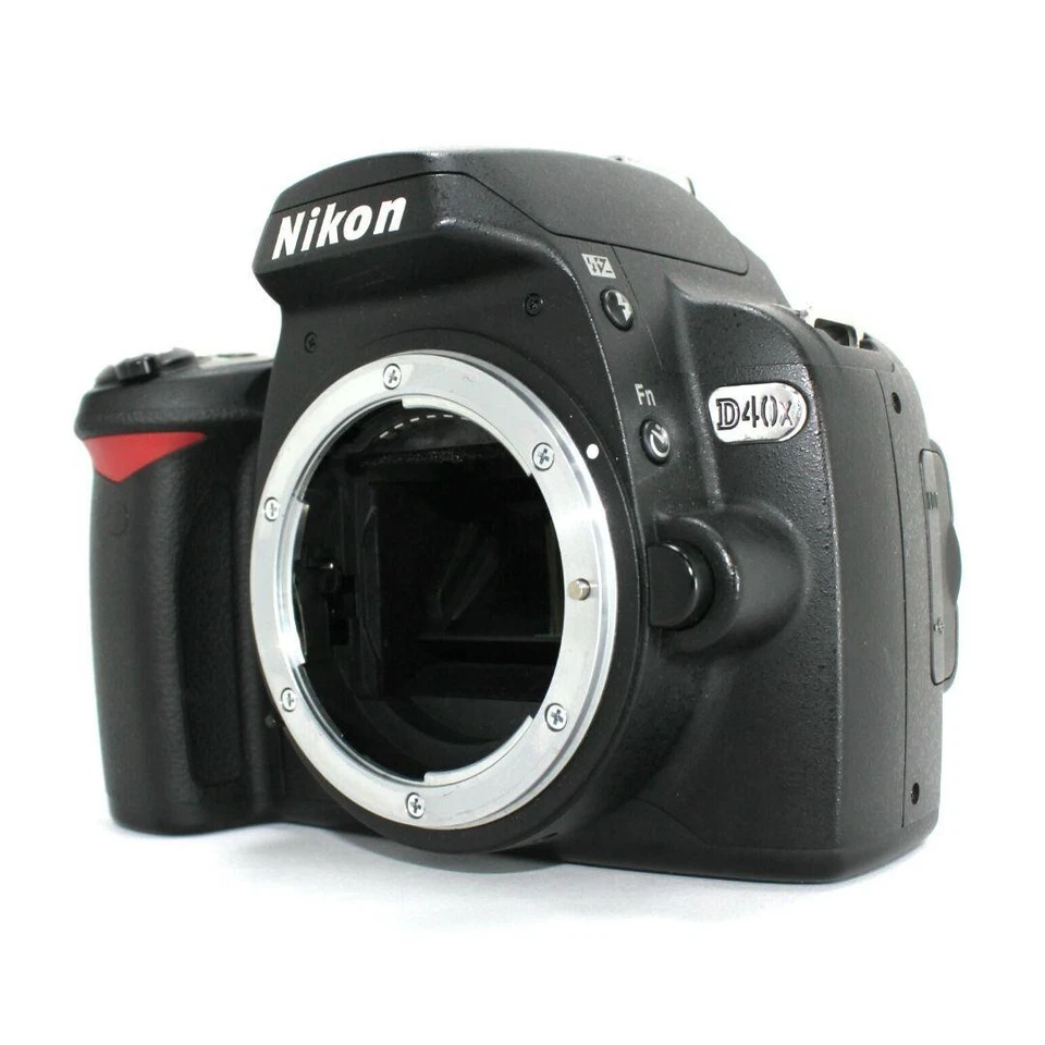 Excellent Nikon D40 10.2MP Digital SLR Camera Body Black From JAPAN Express - Image 1 of 4