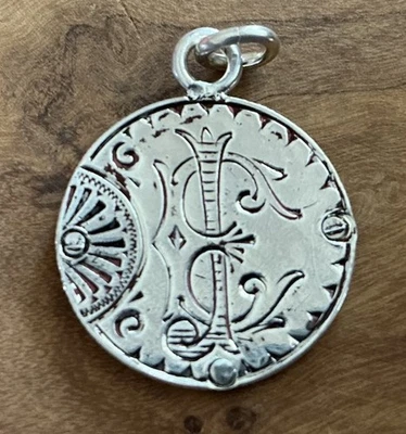 Moneda de plata grabada inicial Love Token de 1800 JE EJ J E EE. UU. 1888 Foto 1 de 2