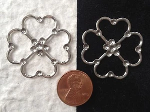 Clover Shamrocks 4 leaf clovers St Patrick's Heart Irish Wedding favors cards - Picture 1 of 4