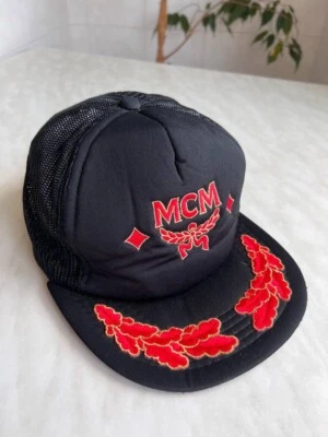 Gorra ajustable MCM vintage años 80 hecha en Corea por Yupoong Foto 1 de 4