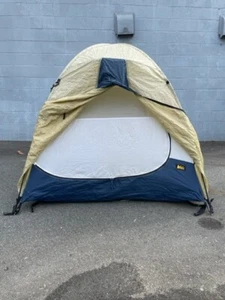 Vintage REI Half Dome Two Person Camping Hiking Backpacking Tent Blue/Tan - Picture 1 of 3