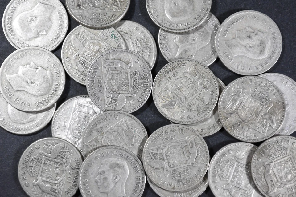 Australia 1946 - 1954 50% Silver Florin Single Coin - Post Scrap Circulated - image 1 of 1