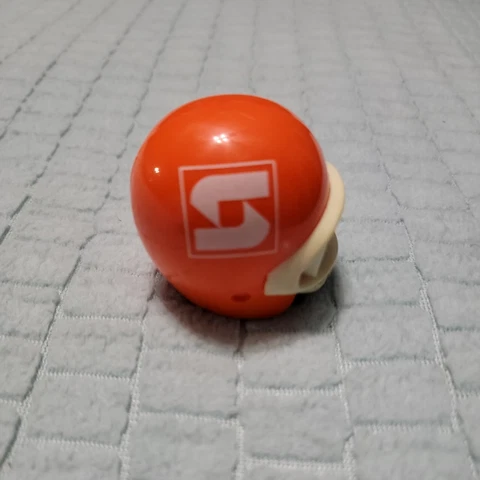Syracuse University Orangemen Vintage Helmet Soda Bottle Cap Topper Shark 1990 Cover