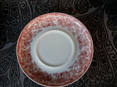 Tettau 1 x Untertassen zu Kaffeeservice weiß mit roten Blumen   - 4 verfügbar - Bild 1 von 3