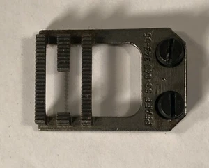 Feed Dog #93-040-343-05 para máquina de coser Pfaff 1221 - Imagen 1 de 1