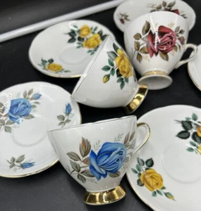 VINTAGE GLADSTONE CHINA SET OF 5 FLORAL CUPS & SAUCERS - Picture 1 of 8