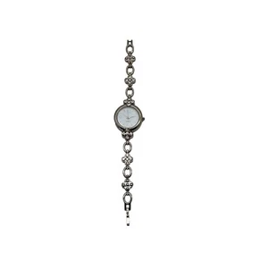 Ladies Fashion Quartz Watch Round Silver Tone Bracelet Band Crystal Accents - Foto 1 di 7